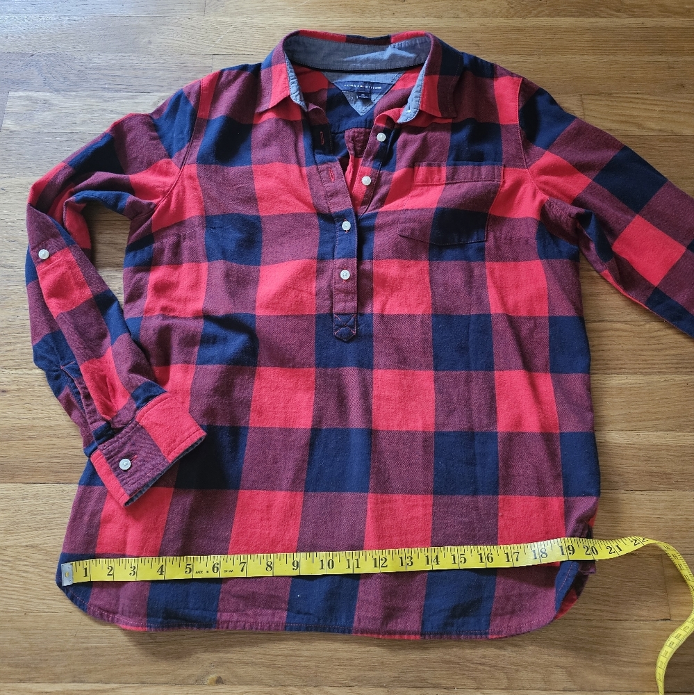 Tommy Hilfiger Red Plaid Flannel Shirt Long Sleeves Women's Size Medium - Picture 10 of 14